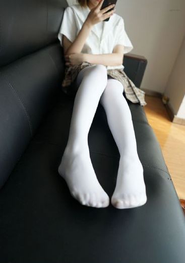 令人心动的小小房东小姐_国产剧最新电影在线观看