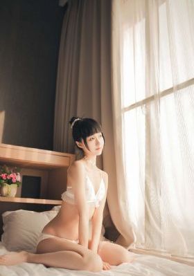 校花呻吟_HD高清视频观看