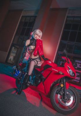 钢铁魔女动画_BD国语在线播放